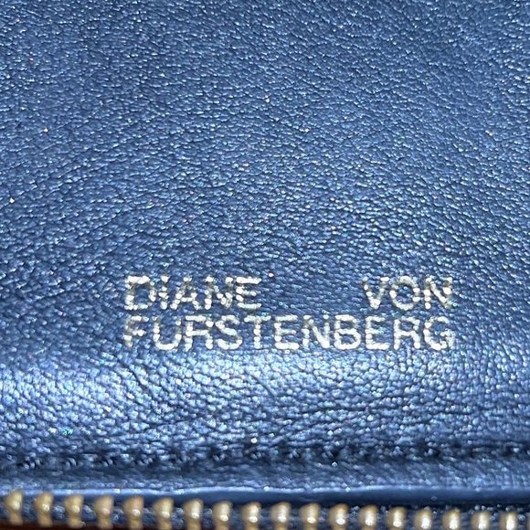 DIANE VON FURSTENBERG zippered Wallet - Picture 3 of 8